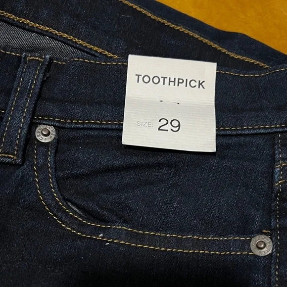 J. Crew Toothpick Jeans - 9" mid-rise Classic Rinse wash - NWT! - Picture 3 of 6